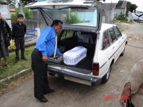 Lauren's tiny coffin arriving at the cemetery
